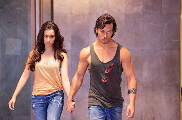 Baaghi 2 Trailer Release: Tiger Shroff and Disha Patani Back in Action