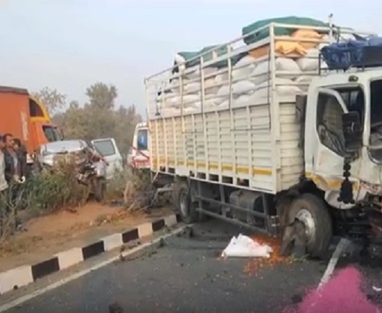 valsad-accident-3