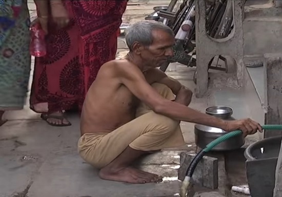 filthy water in naroda