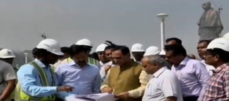 Gujarat cm visit statue of unity