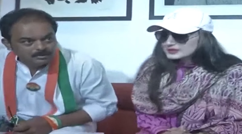 ameesha patel in vadodara for congress