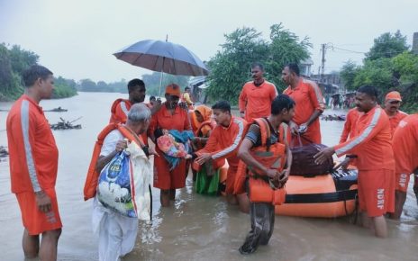 ndrf in vadodara rescue preganent woman