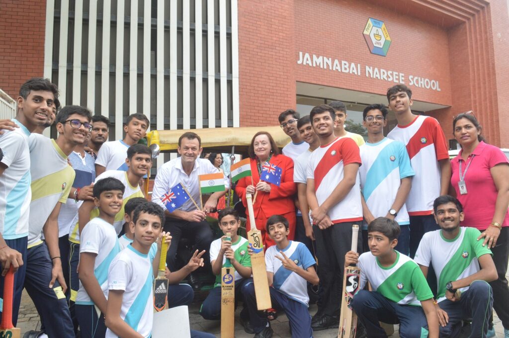 farewell video for jamnabai narsee school IGCSE.2012 - YouTube